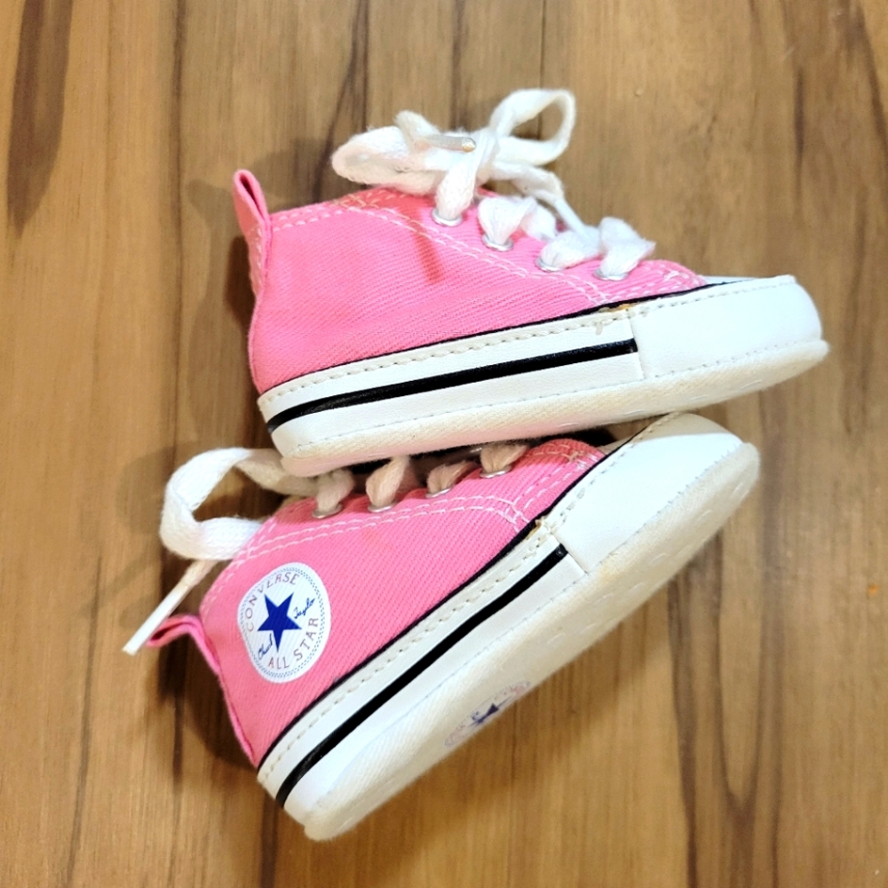 Baby Pink Converse Size 1